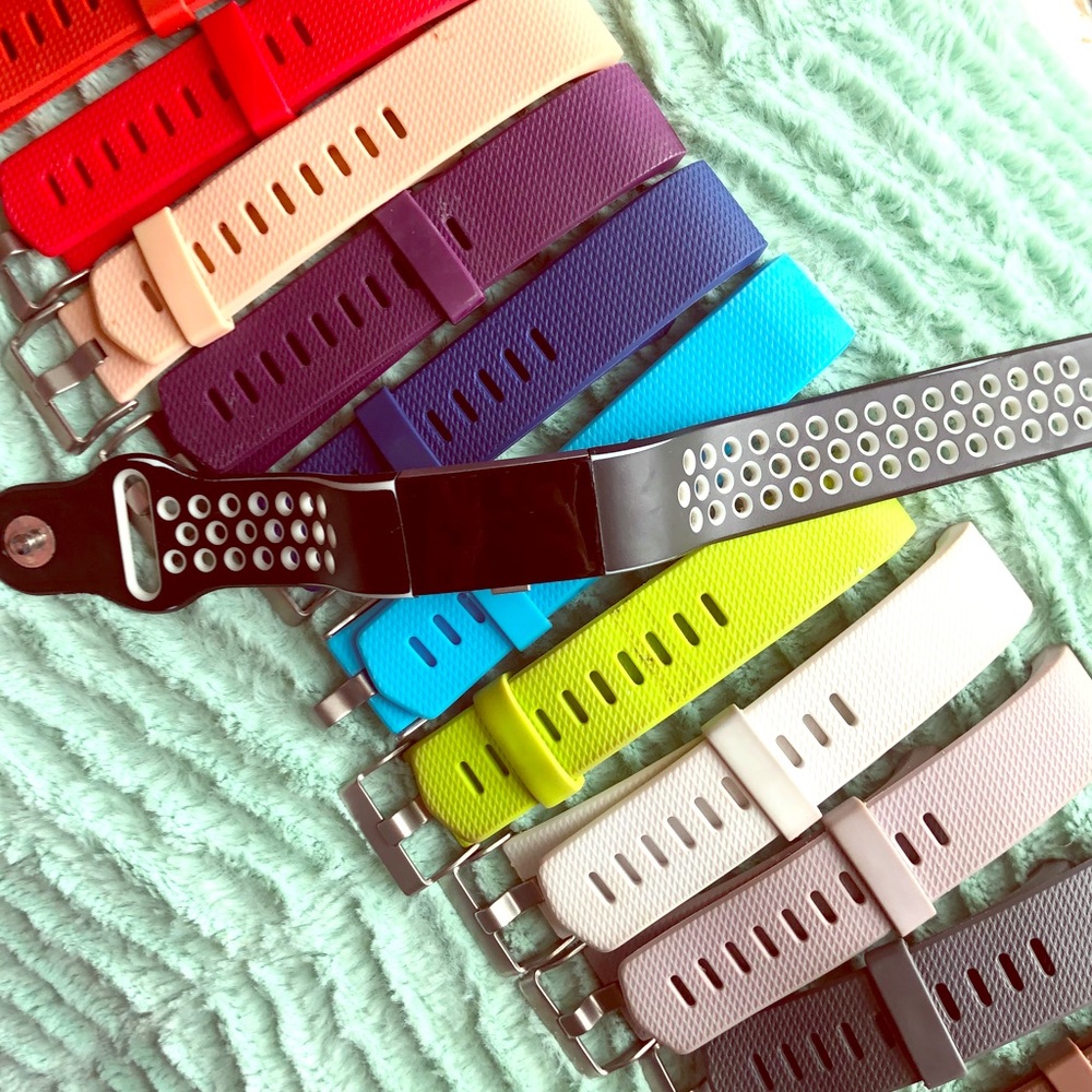 Fitbit Charge 2 + 12 Fitbit Bands